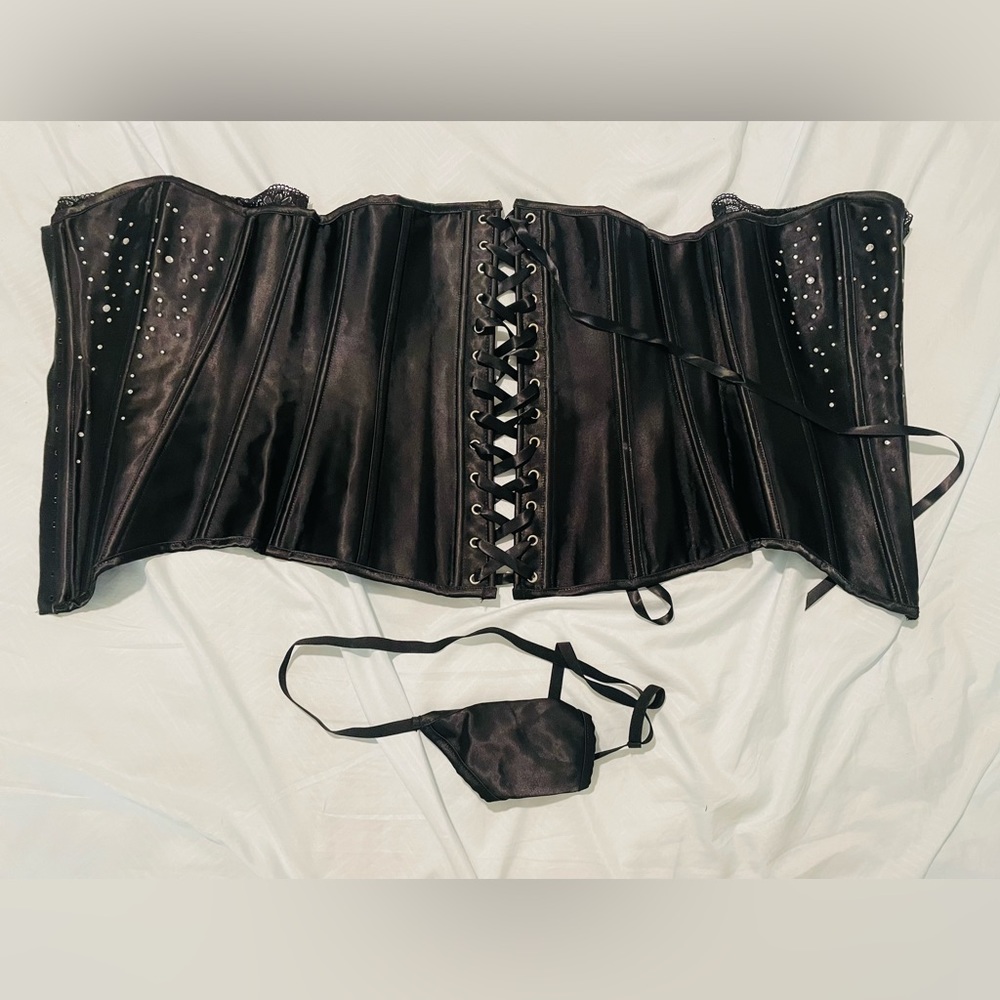 Black Corset and Thong. Razor Doll (Razor Barbie)Size XL NWOT